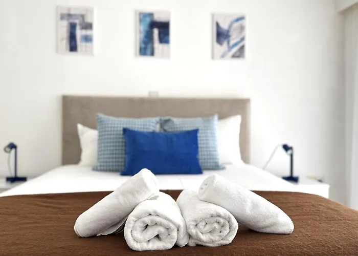 Modern 3bdr_top Floor_lux_suite_balcony Λεμεσός